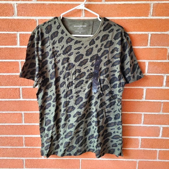 Banana Republic Other - ⚡2/$20⚡M Vintage Tee - Banana Republic